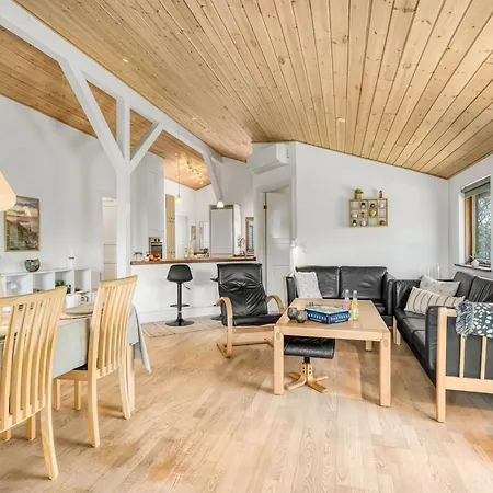 Tatil Evi Jaane - 250m To The Fjord By Interhome *